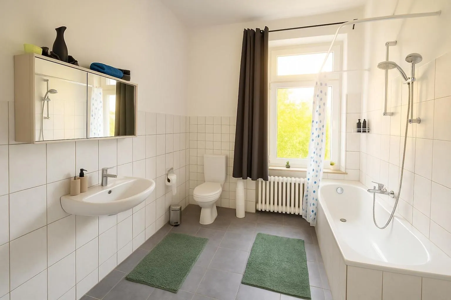 Comfortable Apartment Duesseldorf ドイツ